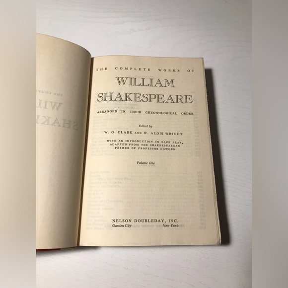 The Complete Works Of William Shakespeare Volume 1&2 - Picture 5 of 8
